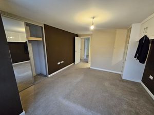 Photo 33- click for photo gallery